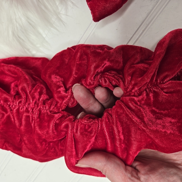 INC Nostalgia Red Ruched Velvet Scarf - Picture 3 of 8